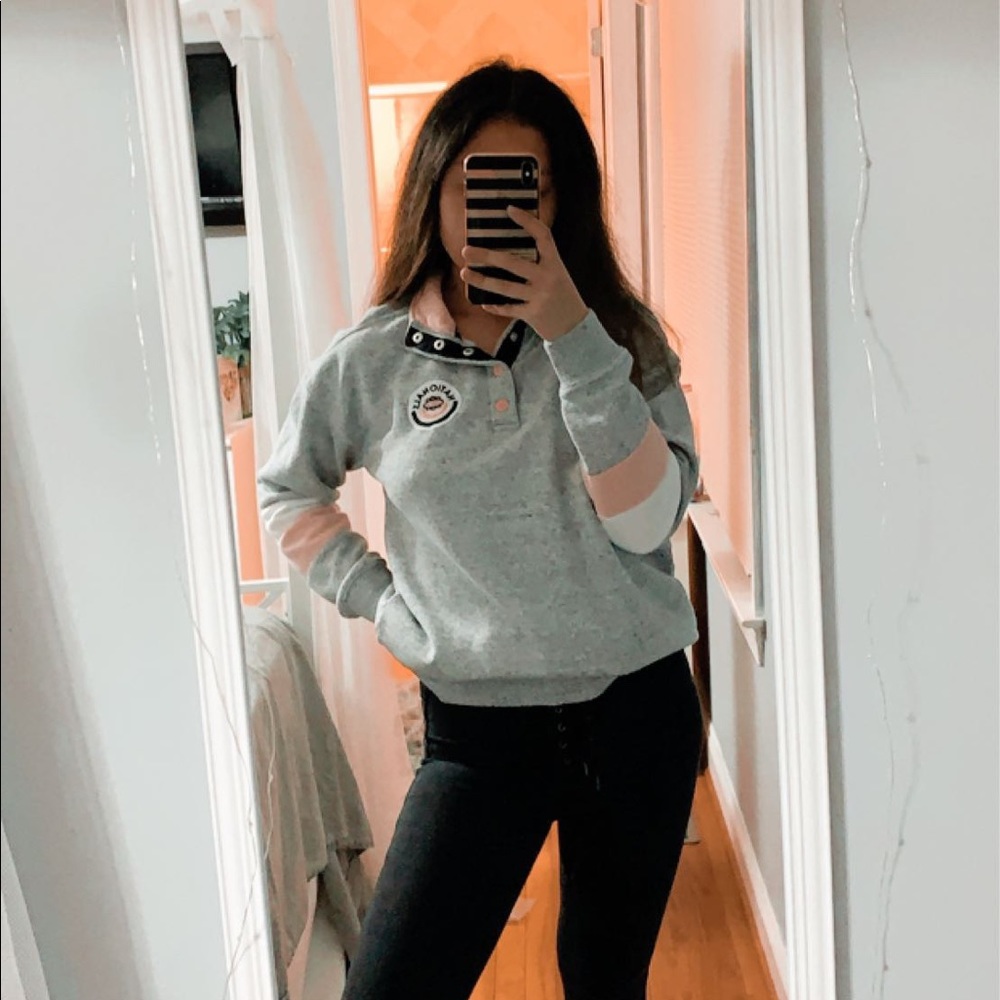 🌴3 for $45 UCA cheer quarter zip